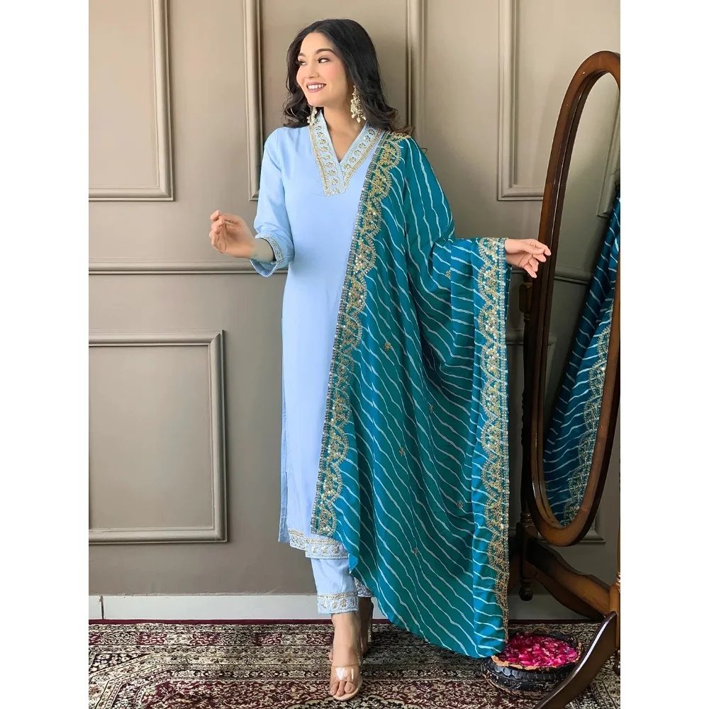 Women's Morning Mist Sky Blue Suit - Mocna