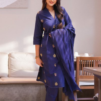 Mocna Pure Cotton 60×60 Handwork Suit With Dupatta